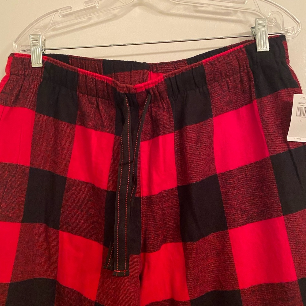 NWT Old Navy men’s Buffalo plaid pajama lounge pants, Large, Red & Black